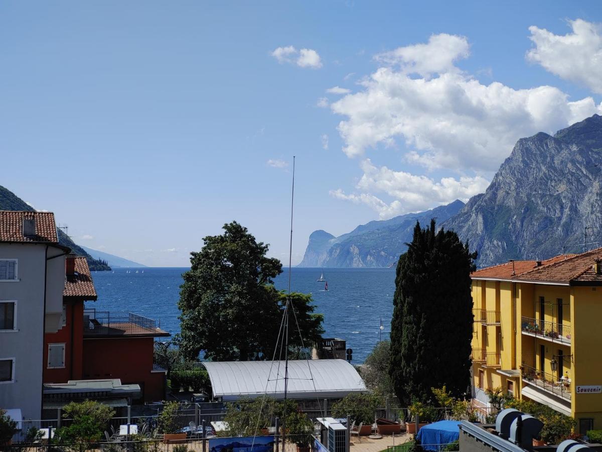 Appartamenti Baia Azzurra 5. Torbole Sul Garda Kültér fotó