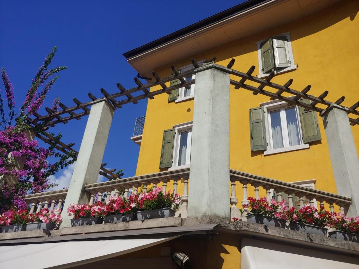Appartamenti Baia Azzurra 5. Torbole Sul Garda Kültér fotó